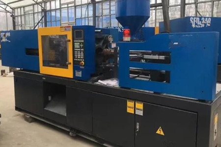 塑料注塑機(jī)操作期間需要注意哪些事項(xiàng)？