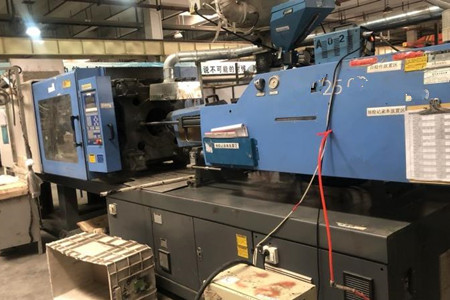 如何降低混雙色注塑機(jī)采購成本？技巧分析！